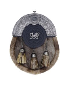 Chrome Cantle Seal Skin Sporran with Welsh Dragon